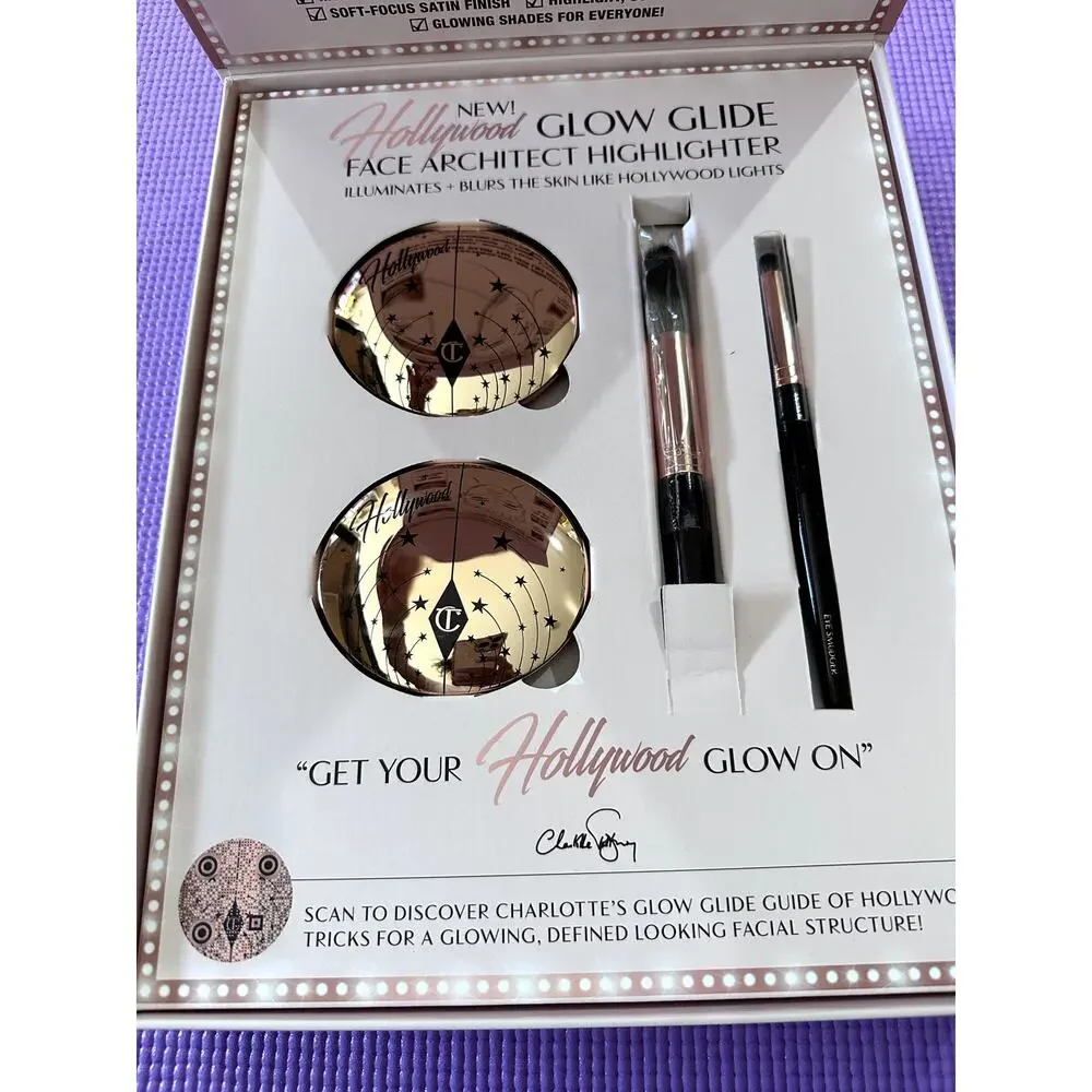 New Charlotte Tilbury Hollywood Glow PR Box 2 highlighters & 2 brushes